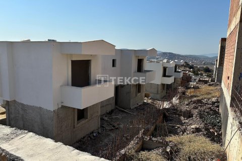 4+2 Villa à Milas, Turkey No. 23681 30