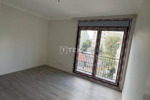 5+1 Apartment in Istanbul, Turkey No. 11890 4