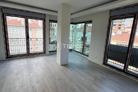 5+1 Apartment in Istanbul, Turkey No. 11890 20