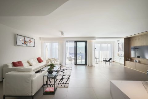 3 dormitorios Apartment en Cannes, France No. 67314 2