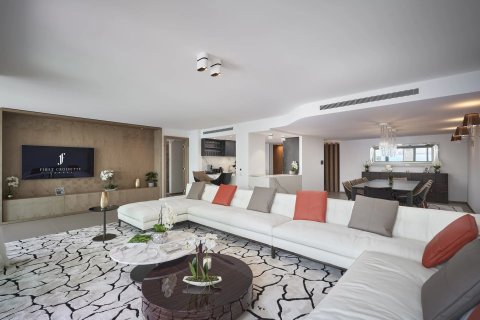 3 dormitorios Apartment en Cannes, France No. 67313 3