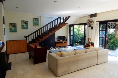 3 bedrooms Villa in Canggu, Indonesia No. 23045 10