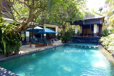 3 bedrooms Villa in Canggu, Indonesia No. 23045 3