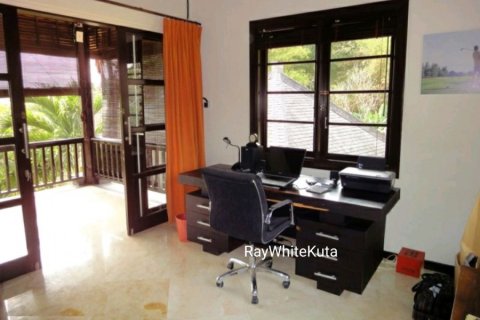 3 bedrooms Villa in Canggu, Indonesia No. 23045 12