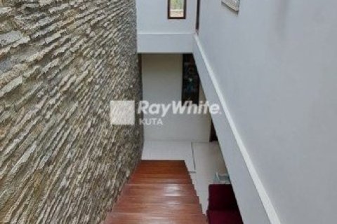 2 bedrooms Villa in Jimbaran, Indonesia No. 23087 11