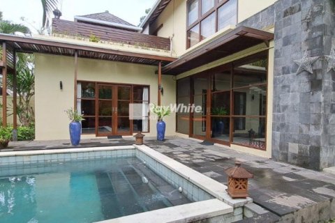 2 bedrooms Villa in Jimbaran, Indonesia No. 23087 17