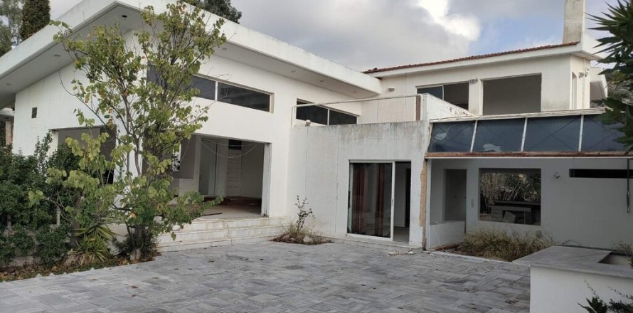 4 bedrooms Villa in Koropi, Greece No. 59696