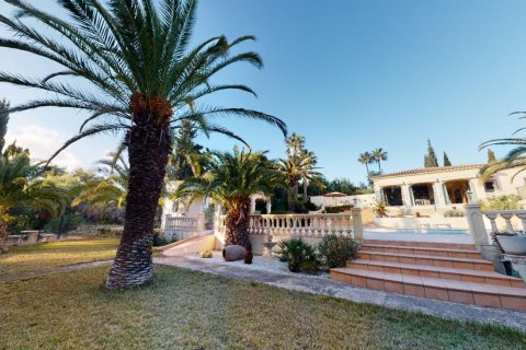 3 bedrooms Villa in Benidorm, Spain No. 26151 4