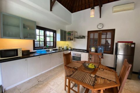 3 bedrooms Villa in Canggu, Indonesia No. 23171 12