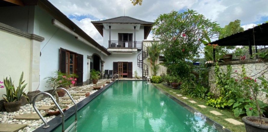 3 dormitorios Villa en Canggu, Indonesia No. 23171