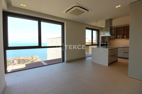 2+1 Penthouse in Milas, Turkey No. 21953 17