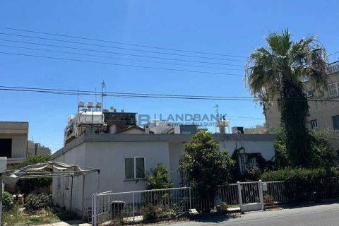 521m² Land in Strovolos, Cyprus No. 64606 3