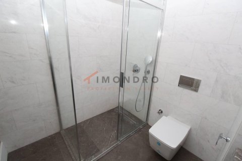 2+1 Apartment en Zeytinburnu, Turkey No. 16750 30