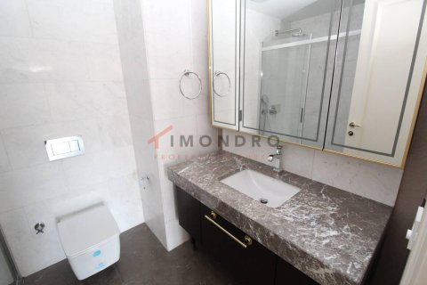 2+1 Apartment en Zeytinburnu, Turkey No. 16750 29