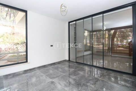 5+1 Appartement à Ankara, Turkey No. 53660 24