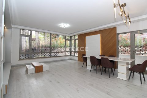 5+1 Apartment en Ankara, Turkey No. 53660 10