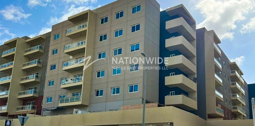 2 bedrooms Apartment in Al Reef, UAE No. 3309