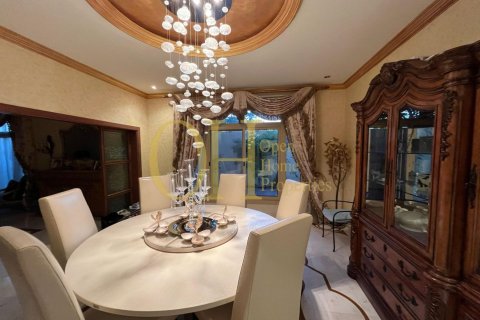 5 bedrooms Villa in Al Raha Golf Gardens, UAE No. 45283 5