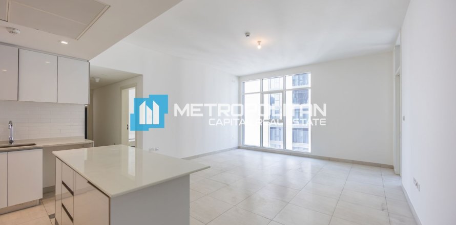 3 bedrooms Apartment in Al Reem Island, UAE No. 73445