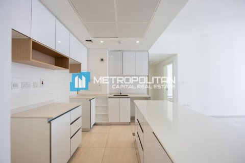 3 bedrooms Apartment in Al Reem Island, UAE No. 73445 2