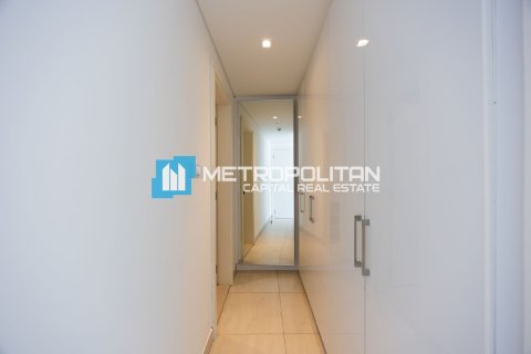 3 bedrooms Apartment in Al Reem Island, UAE No. 73445 11