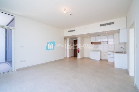 2 bedrooms Apartment in Al Reem Island, UAE No. 73444 2