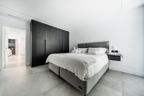 2 dormitorios Apartment en Marbella, Spain No. 27134 3