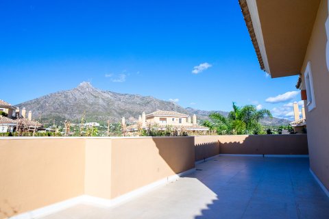 4 dormitorios Duplex en Marbella, Spain No. 27136 8