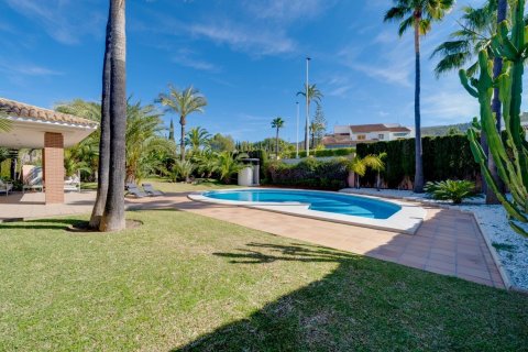 642m² Villa in Benidorm, Spain No. 27176 21