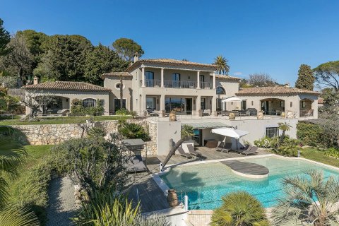 6 bedrooms Villa in Mougins, France No. 73159 1