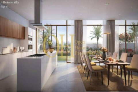 4 bedrooms Townhouse in Abu Dhabi, UAE No. 10751 10