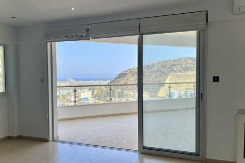 4 bedrooms Penthouse in Germasogeia, Cyprus No. 74929 5