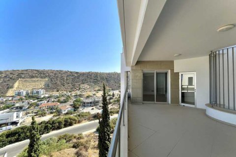 4 bedrooms Penthouse in Germasogeia, Cyprus No. 74929 7