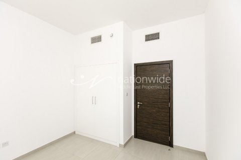 2 bedrooms Apartment in Al Ghadeer, UAE No. 3296 4