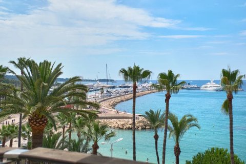 2 bedrooms Apartment in Cannes, France No. 67366 4