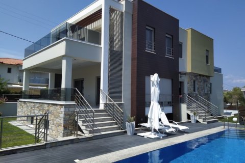 5 bedrooms Villa in Chalkidiki, Greece No. 51626 1