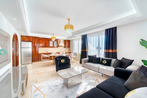 2+1 Apartment in Mahmutlar, Turkey No. 13777 8