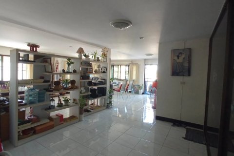 2 bedrooms Office in Chiang Mai, Thailand No. 1391 5