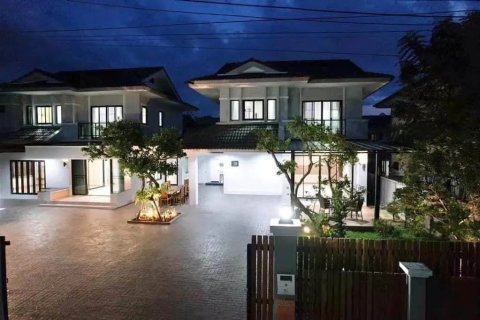 7 bedrooms House in Chiang Mai, Thailand No. 1395 1