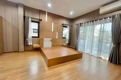 7 bedrooms House in Chiang Mai, Thailand No. 1395 6