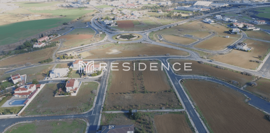 37979m² Land in Pervolia, Cyprus No. 35922