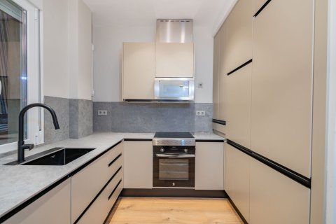 3 dormitorios Apartment en Madrid, Spain No. 26900 3