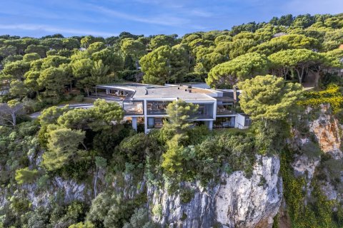 6 bedrooms Villa in Saint-Jean-Cap-Ferrat, France No. 74633 5