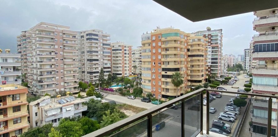 3+1 Penthouse in Mahmutlar, Turkey No. 14550