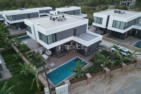 3+1 Villa en Alanya, Turkey No. 42355 9