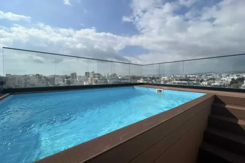 3 bedrooms Penthouse in Limassol, Cyprus No. 32524 1