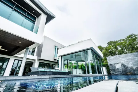 4 dormitorios Villa en Phuket, Thailand No. 72508 14