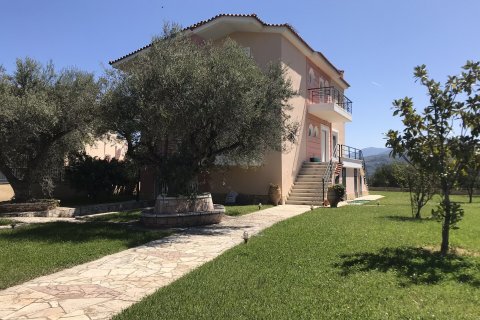 449m² Villa en Achaea, Greece No. 55898 4