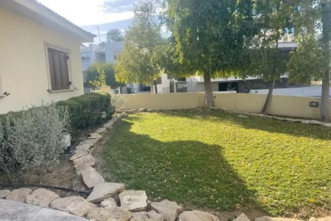 3 bedrooms House in Strovolos, Cyprus No. 39701 4