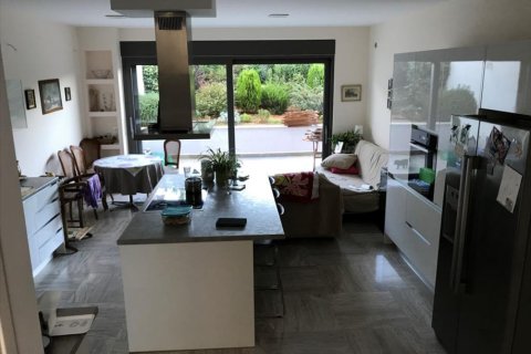 3 bedrooms Villa in Athens, Greece No. 50024 6